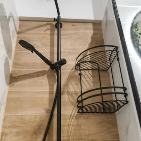 Bellona * ブカレスト